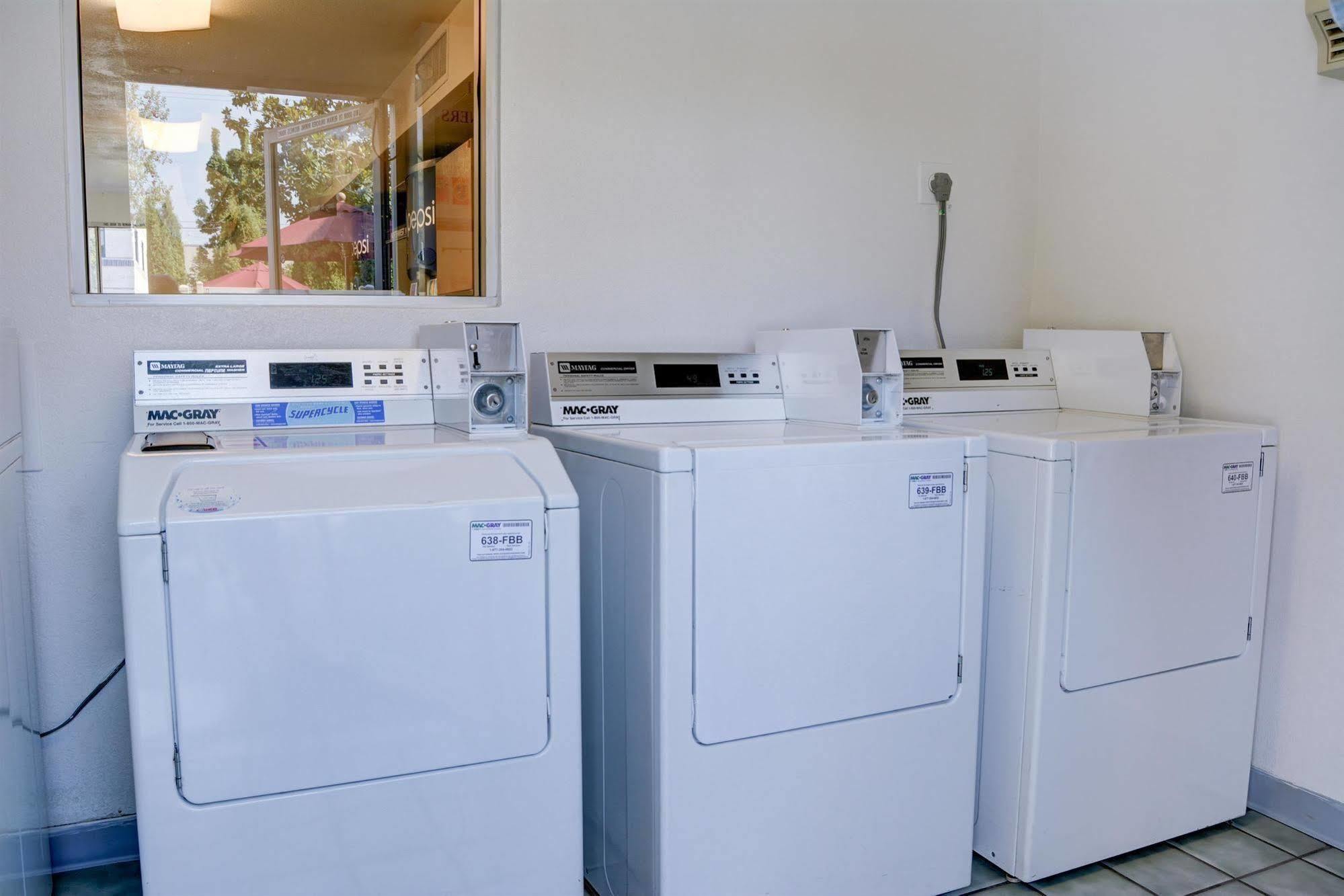 Motel 6-Springfield, Or - Eugene North エクステリア 写真