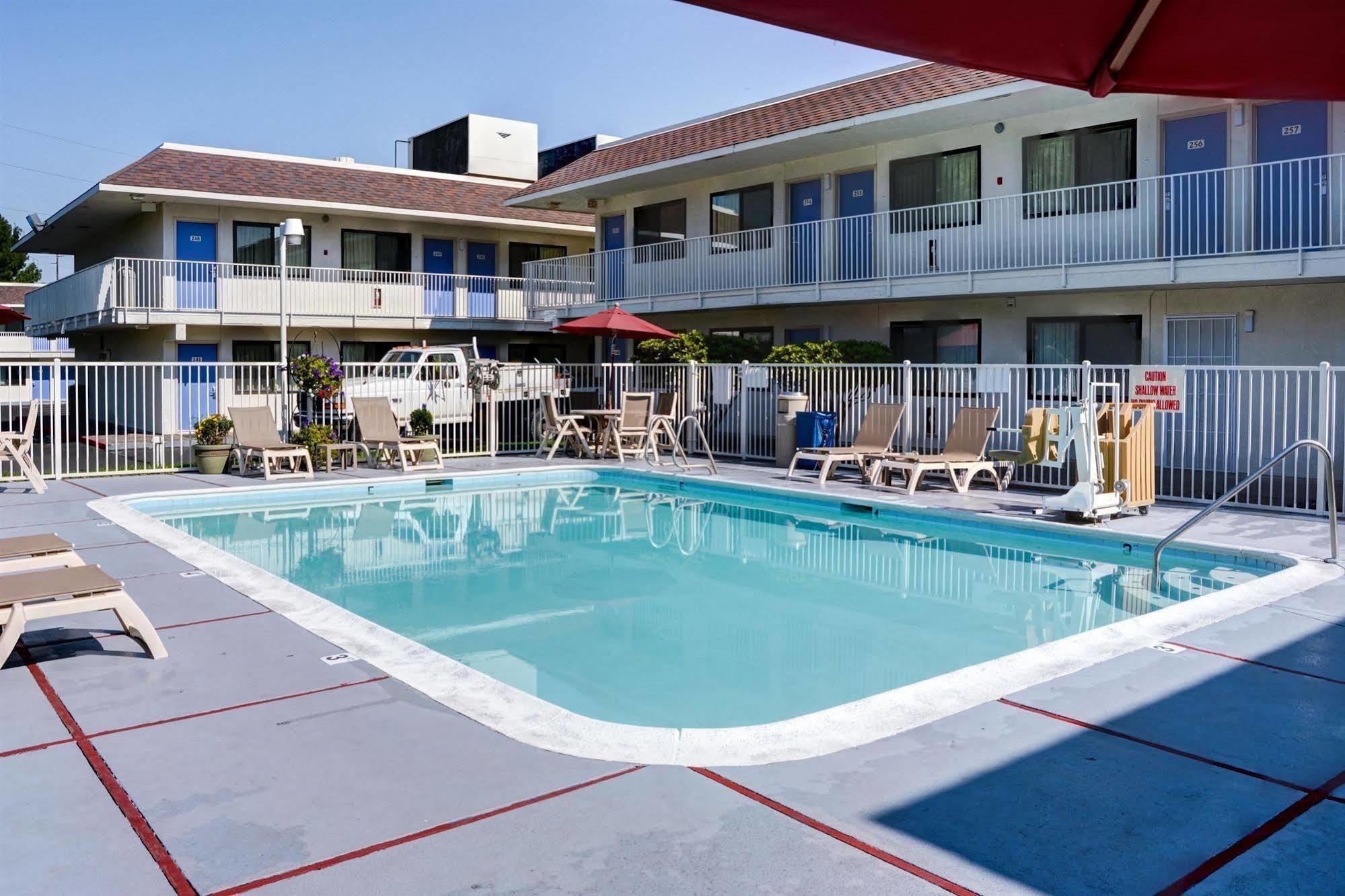 Motel 6-Springfield, Or - Eugene North エクステリア 写真